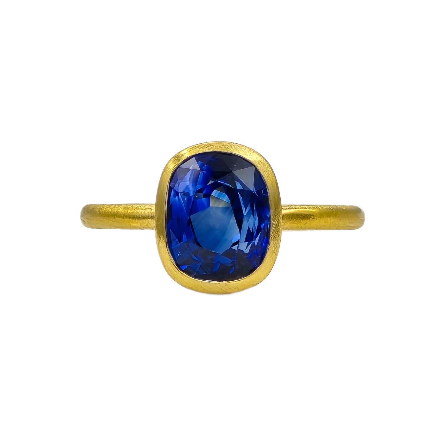 3.91 Carat Blue Sapphire Bezel Set Ring in 18K gold